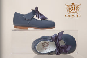 cara elo kids grey patent leather bow shoes hard sole gillytots childrens boutique 